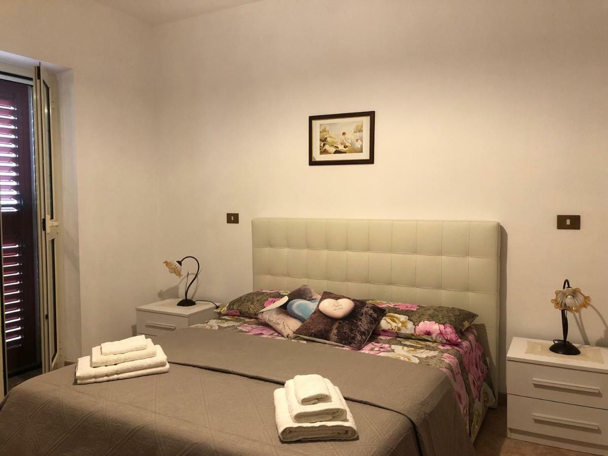 Appartamento In Villa Andreina Orosei Luaran gambar