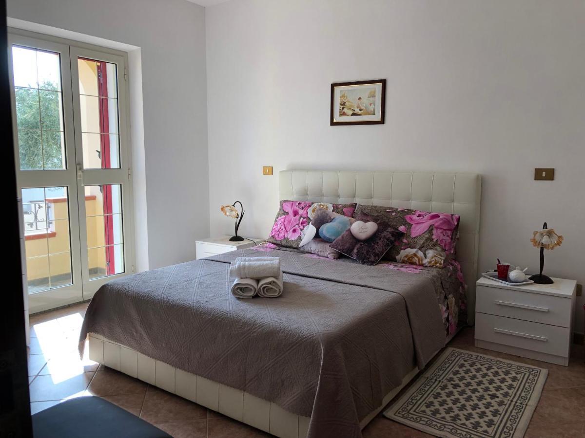 Appartamento In Villa Andreina Orosei Luaran gambar