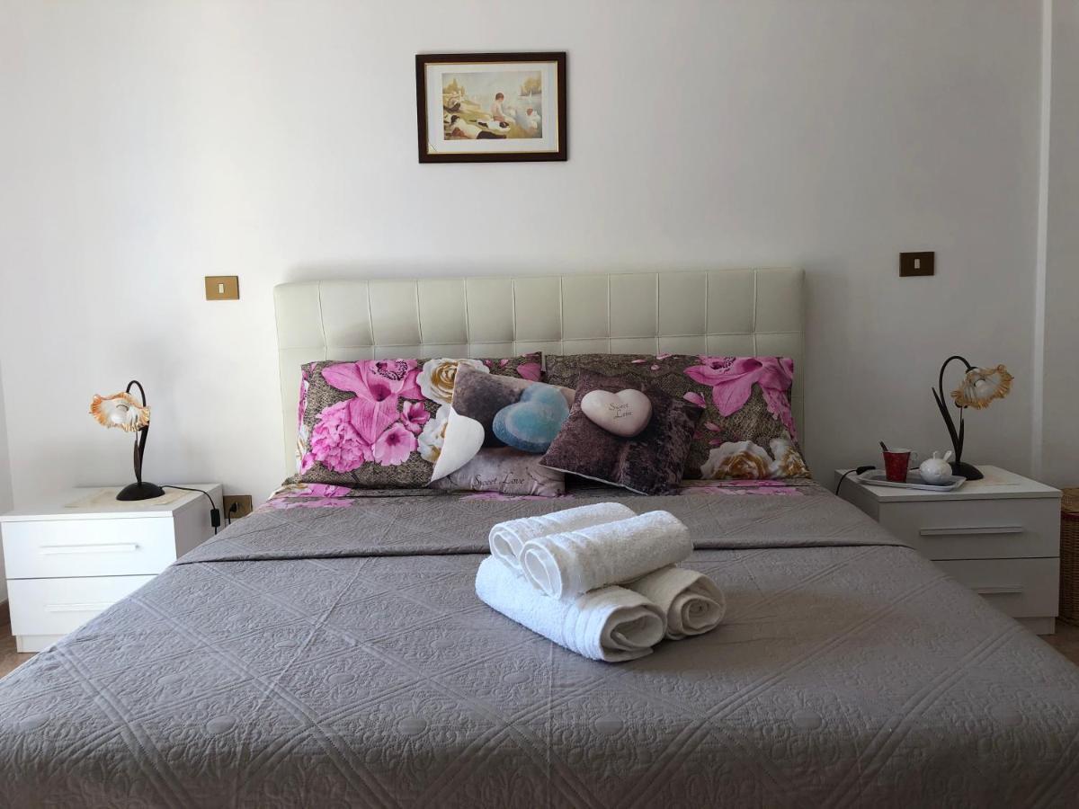 Appartamento In Villa Andreina Orosei Luaran gambar